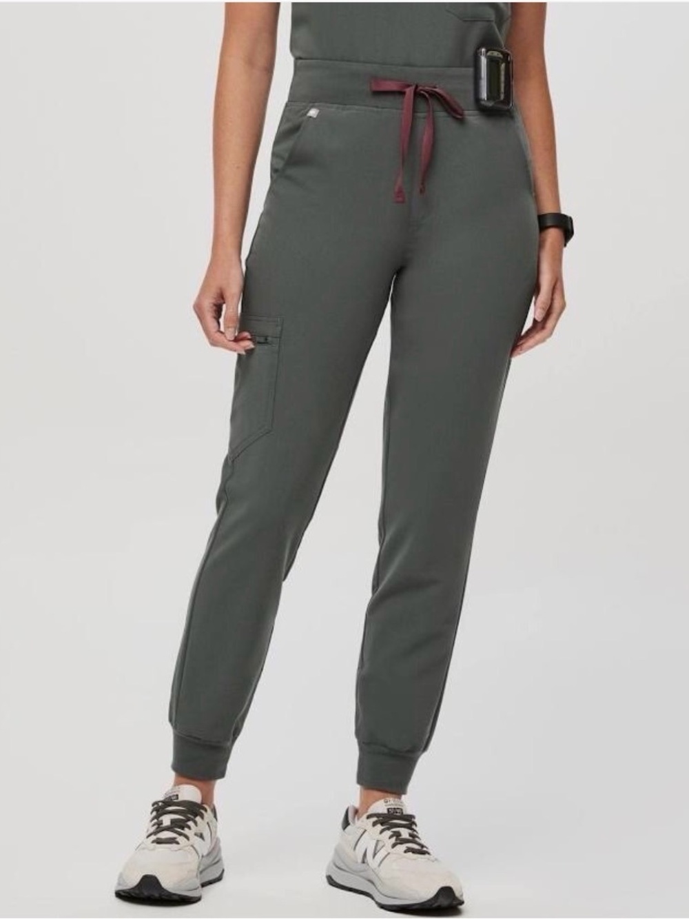FIGS High Waisted Zamora Jogger Scrub Pants Bonsai Olive Green Women’s S